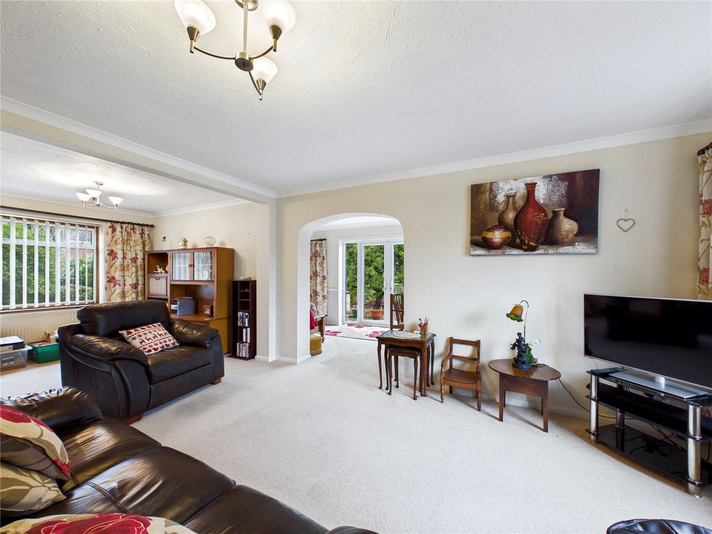 Property photo 3 of 19 Picture No. 08