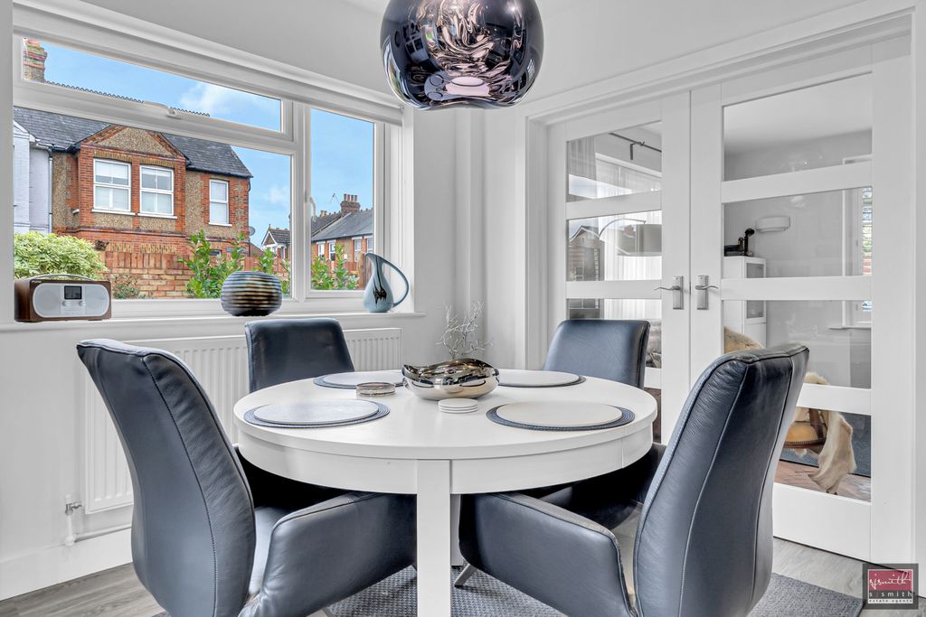 Property photo 3 of 16 Dsc09697