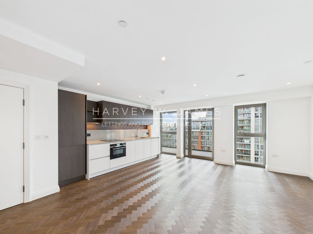 Property photo 2 of 31