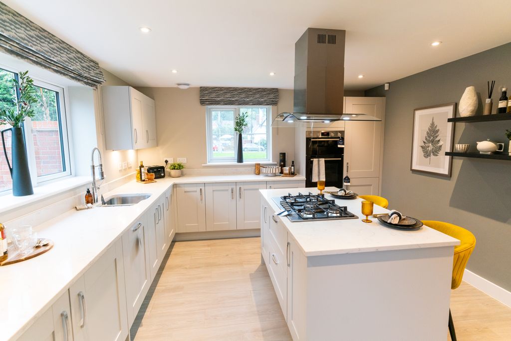 Property photo 1 of 12 Kitchen