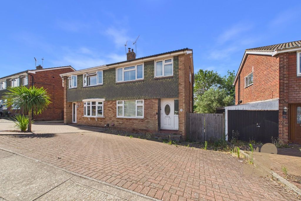 Property photo 1 of 21 Cam01659G0-Pr0868-Still023.Jpg