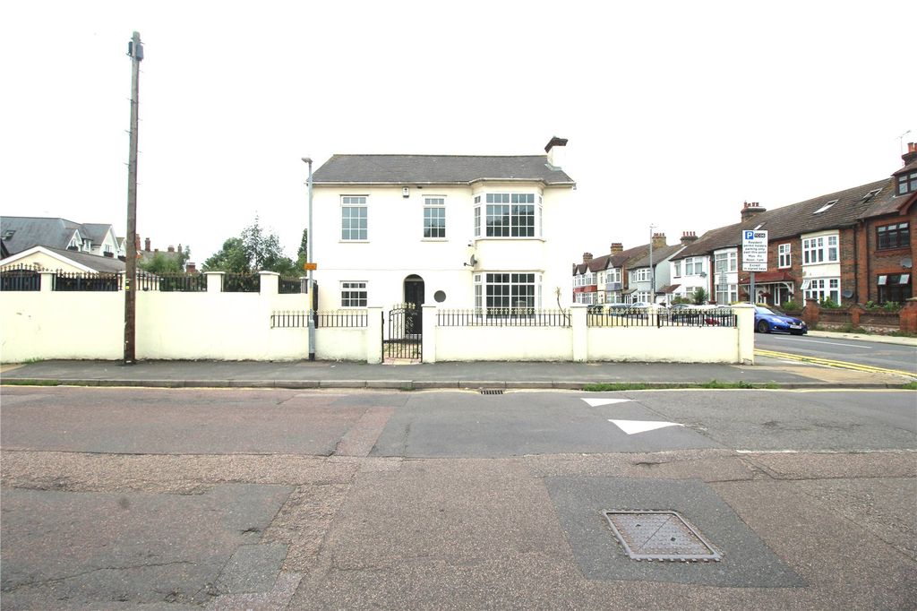 Property photo 1 of 15 Picture No. 05