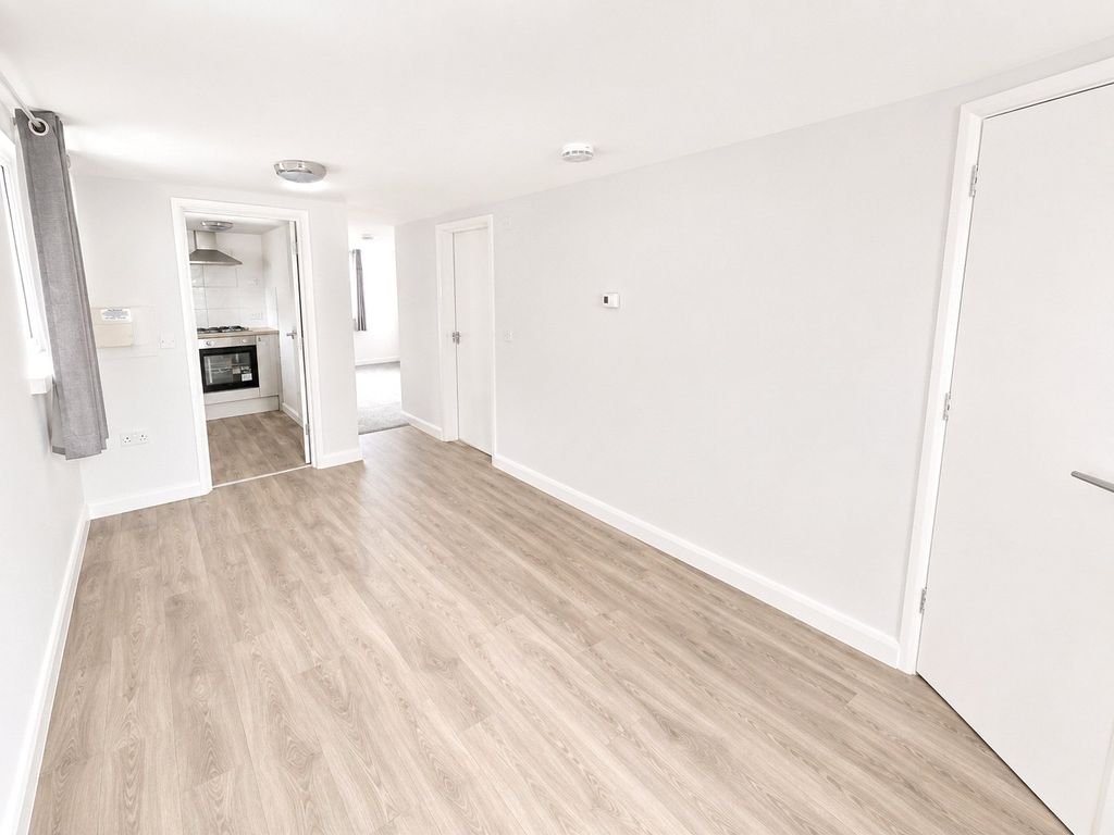 Property photo 3 of 13 Picture No. 06