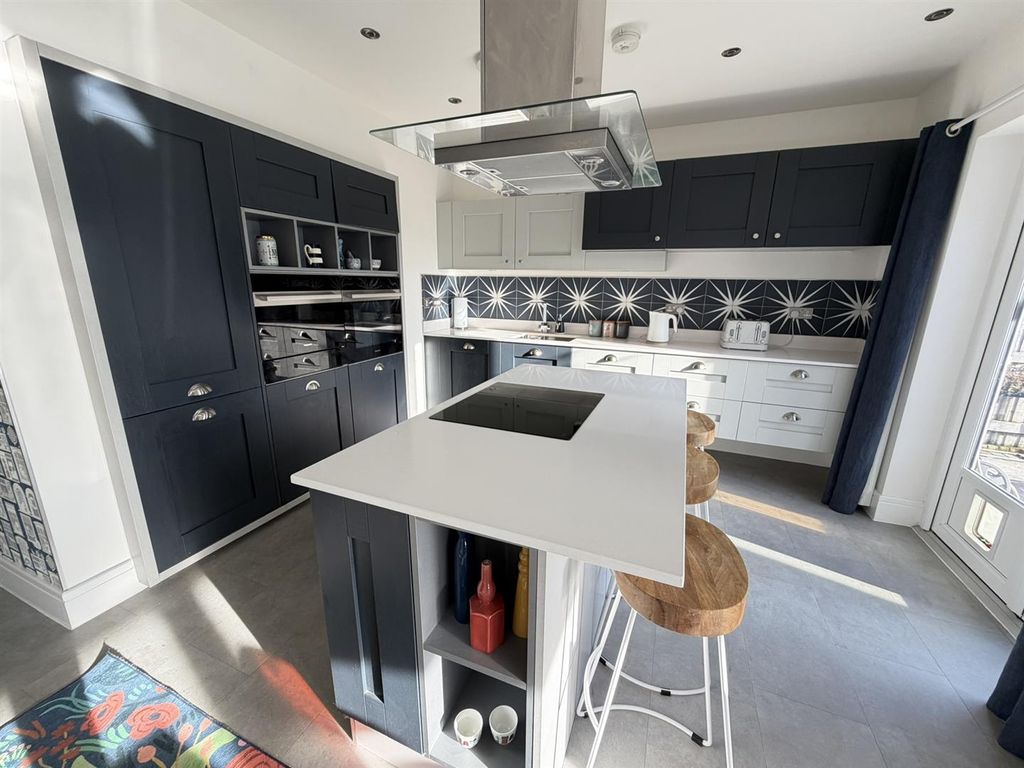 Property photo 2 of 34 Img_1589.Jpeg