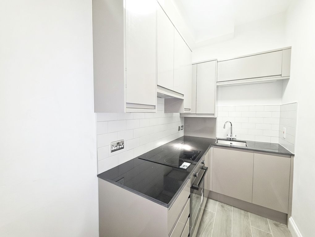 Property photo 2 of 5 Photo 3