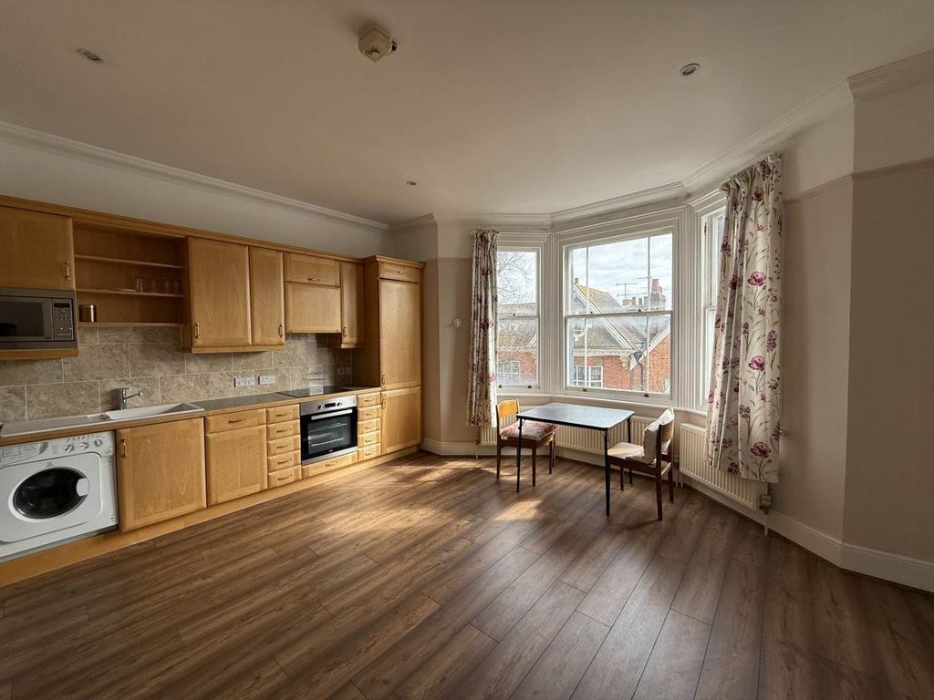 Property photo 1 of 10 Img_2938