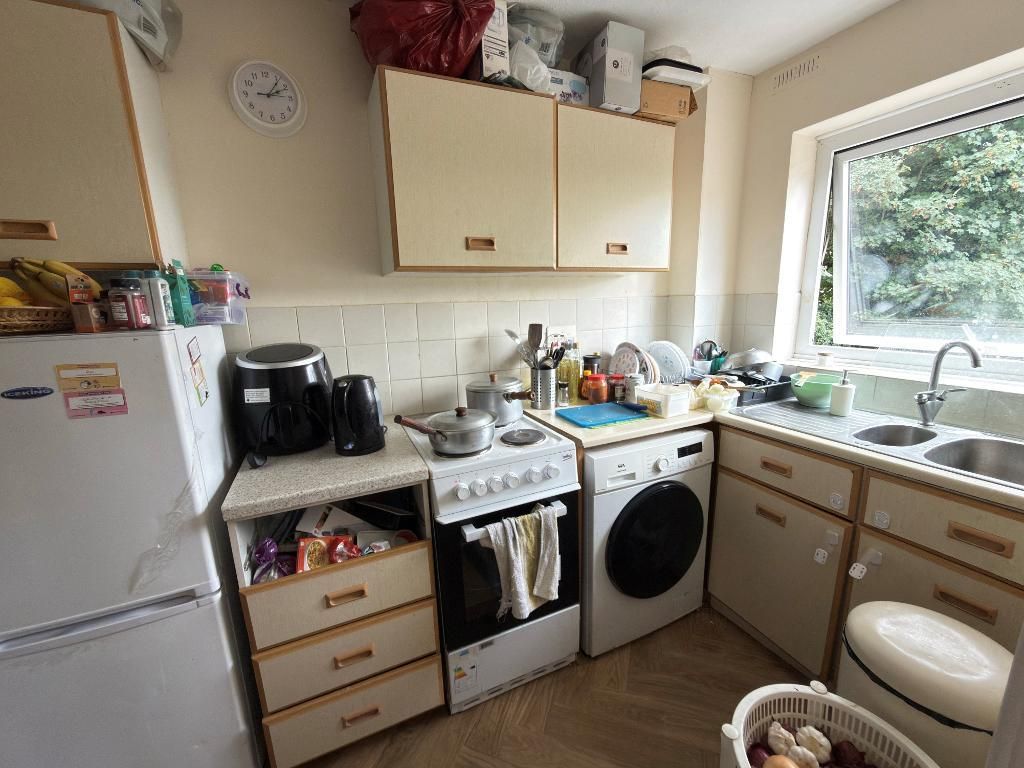 Property photo 3 of 6