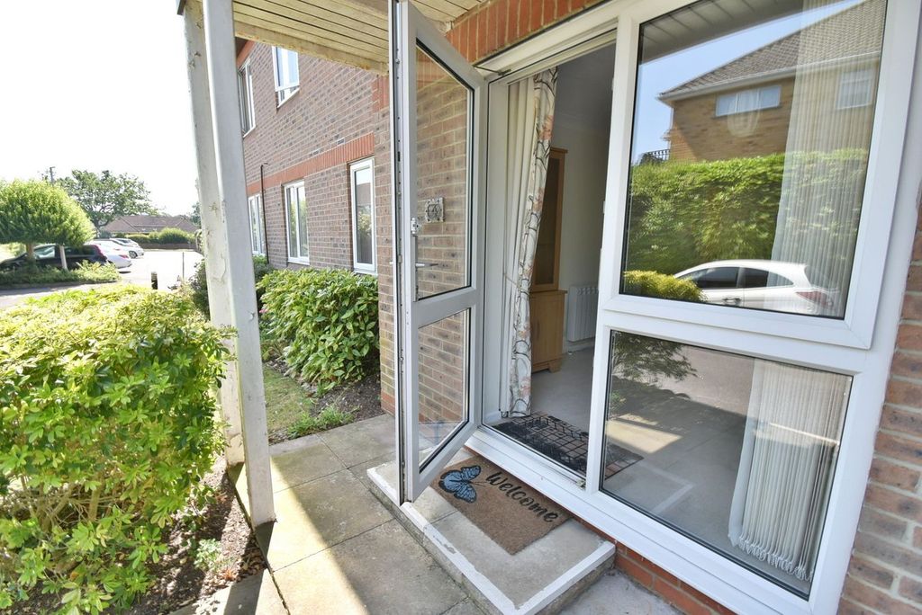 Property photo 3 of 20