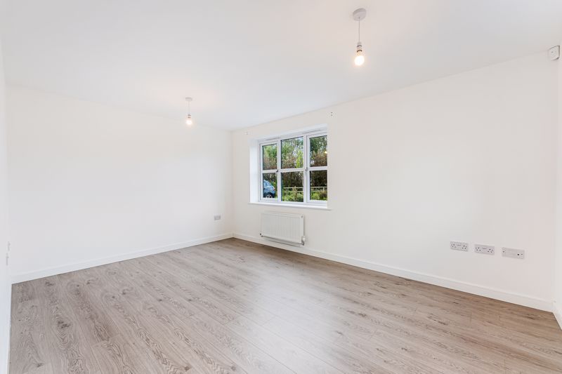 Property photo 3 of 49 Photo 2