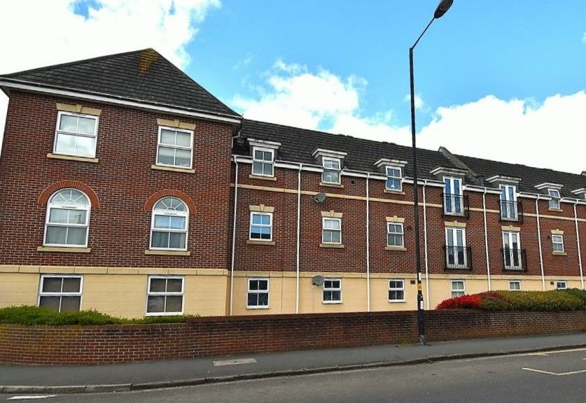 Property photo 1 of 21