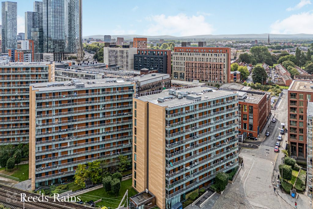 Property photo 1 of 26 Drone