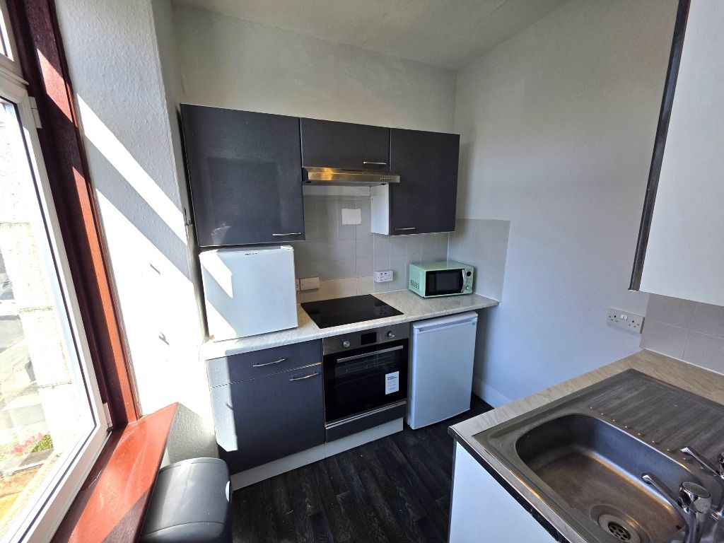 Property photo 3 of 9 Photo 3