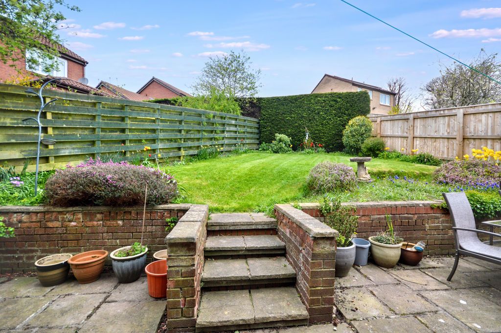 Property photo 3 of 15 Photo 8