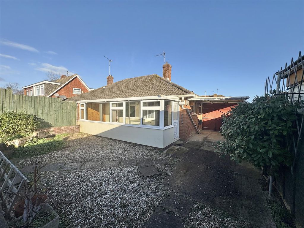 Property photo 3 of 11