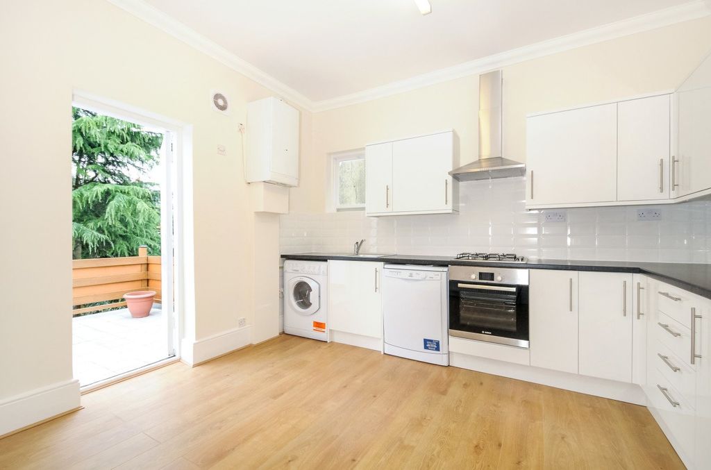 Property photo 1 of 5 Picture No. 05