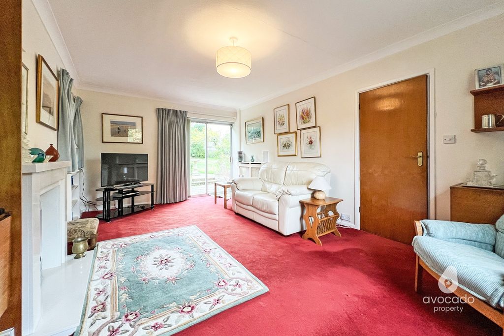 Property photo 3 of 19 4577964