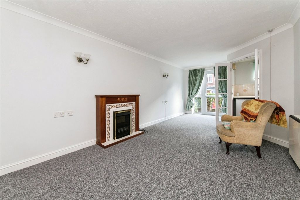 Property photo 3 of 13 Picture No. 10