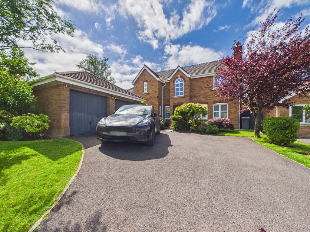 Property photo 1 of 35