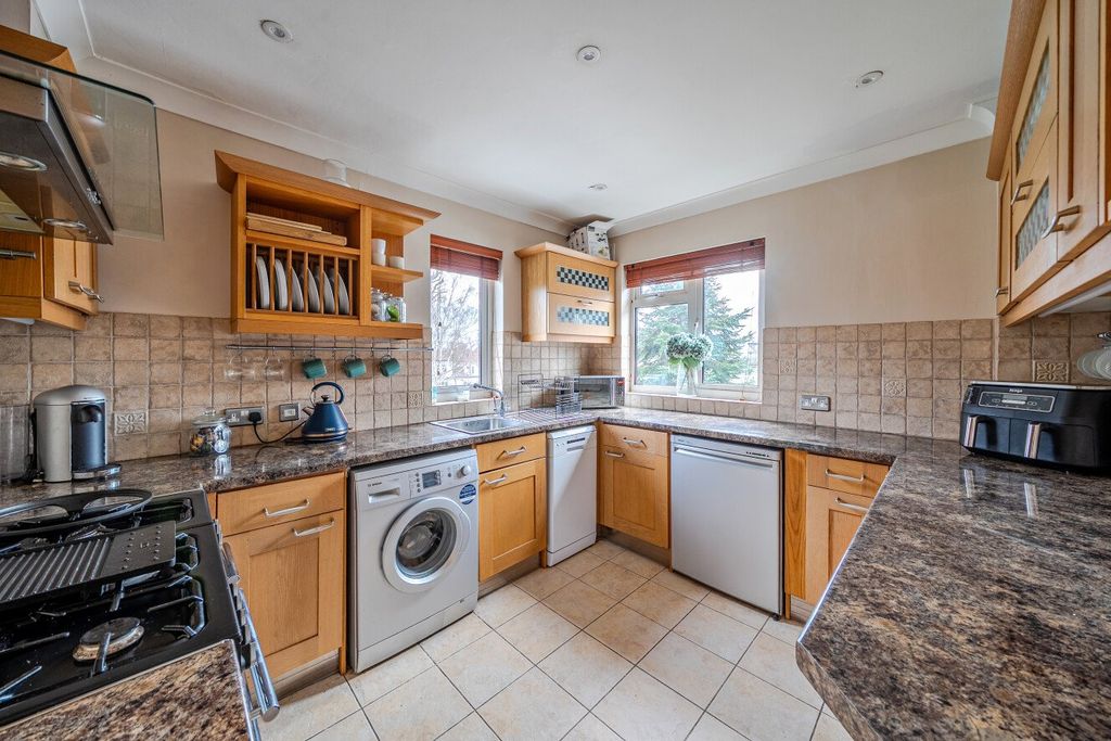 Property photo 3 of 12 Picture No. 06