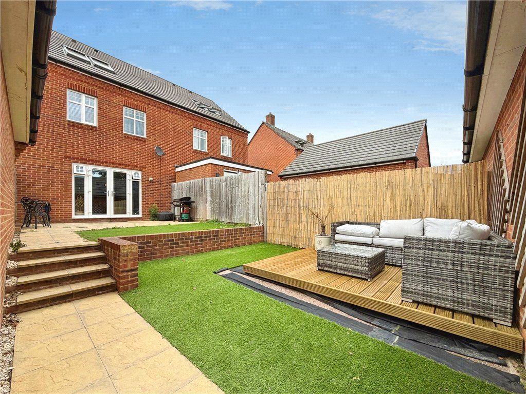 Property photo 2 of 15 Picture No. 18