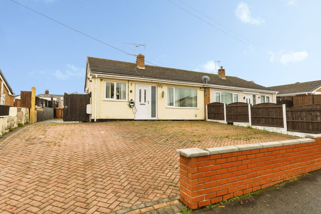 Property photo 1 of 13 Front View