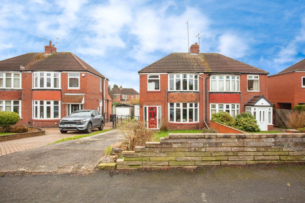 Property photo 1 of 15