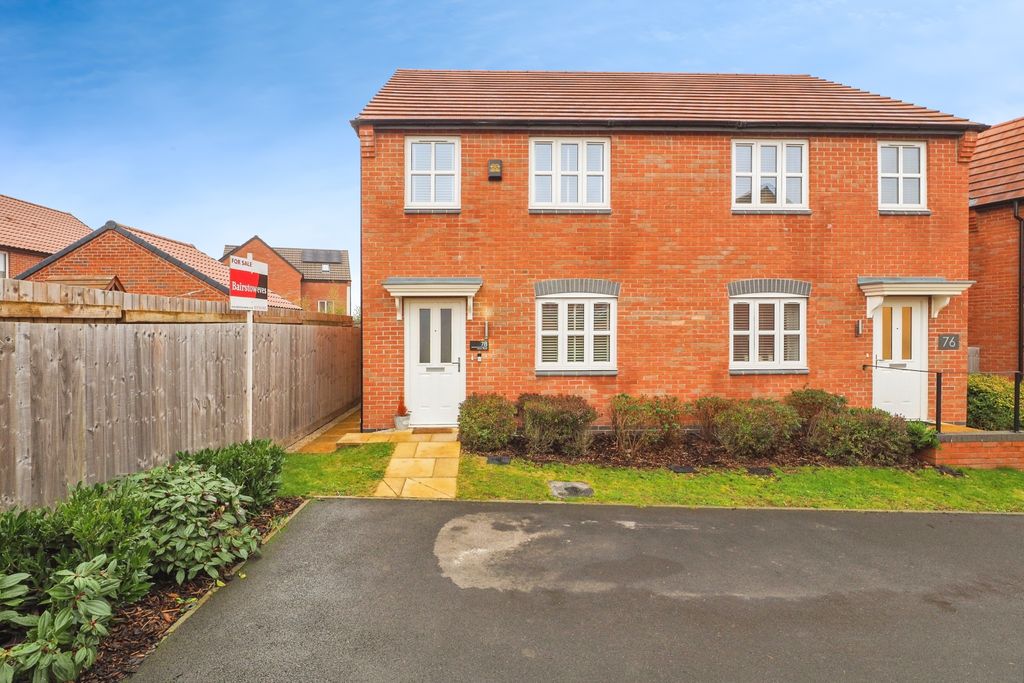 Property photo 1 of 17 Photography