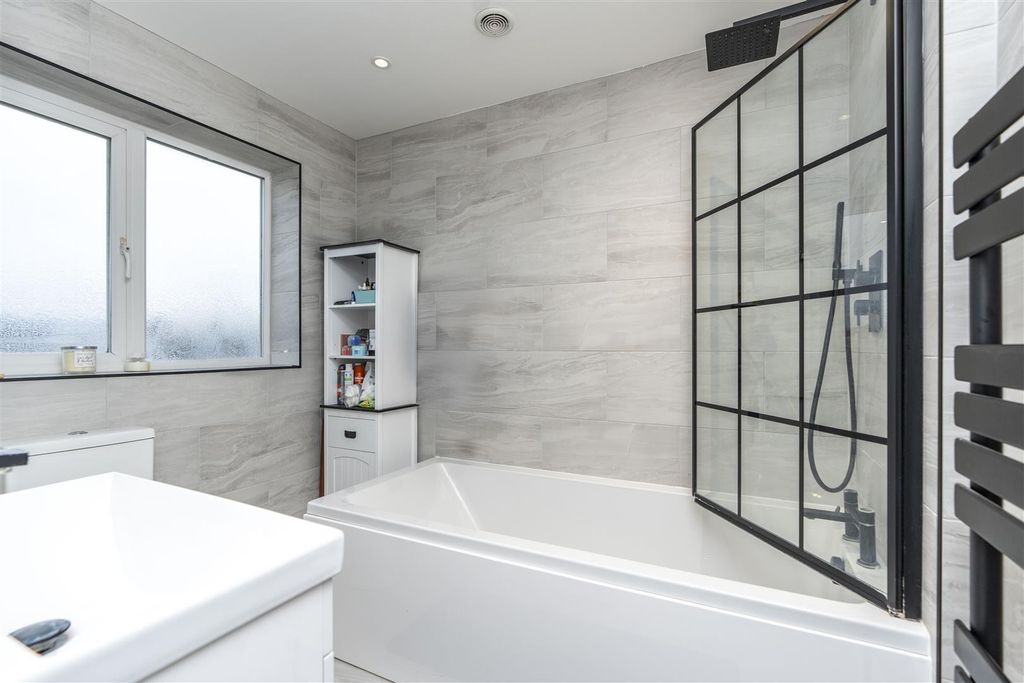 Property photo 2 of 23 Dsc03483 Copy (1).Jpg