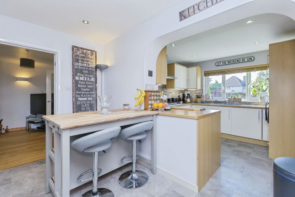 Property photo 3 of 22 Photo