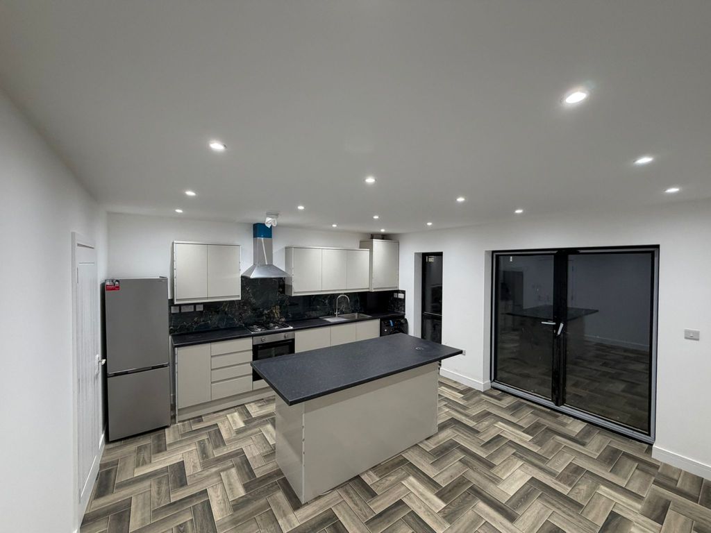 Property photo 1 of 15 Five Bedroom Family House -Newly Built