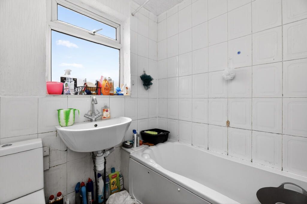 Property photo 3 of 3
