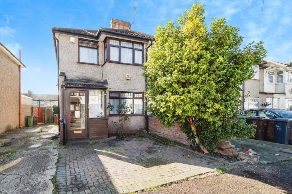 Property photo 1 of 3