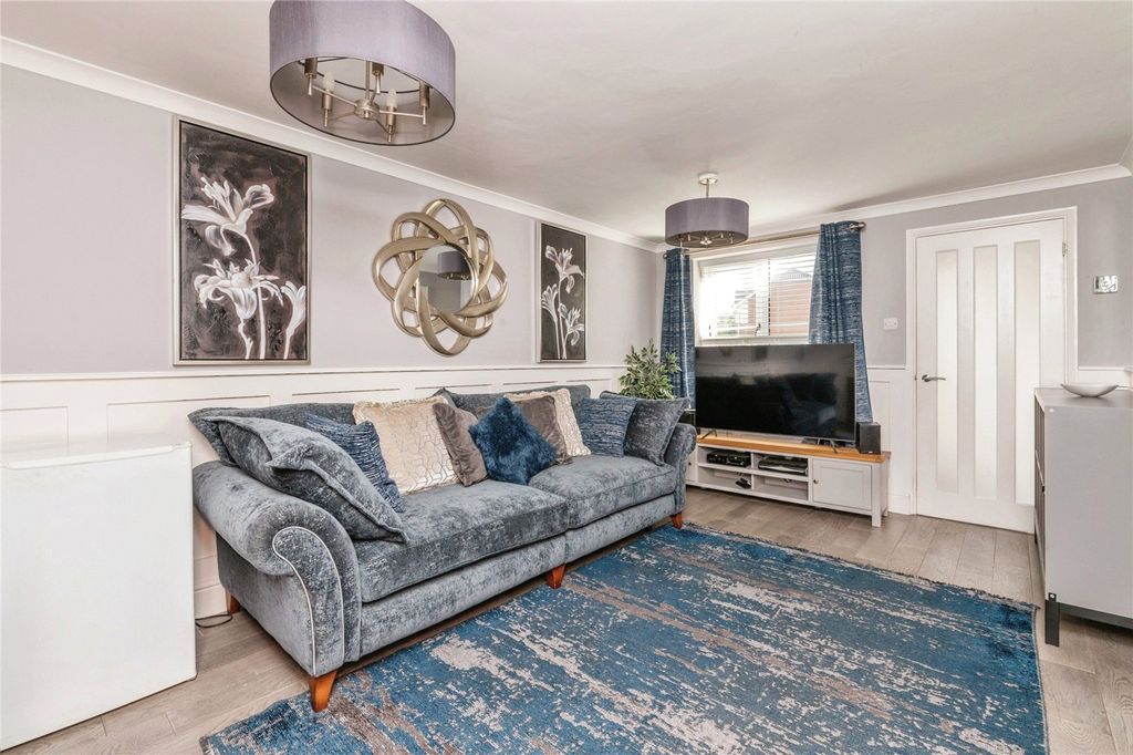 Property photo 3 of 9 Photography