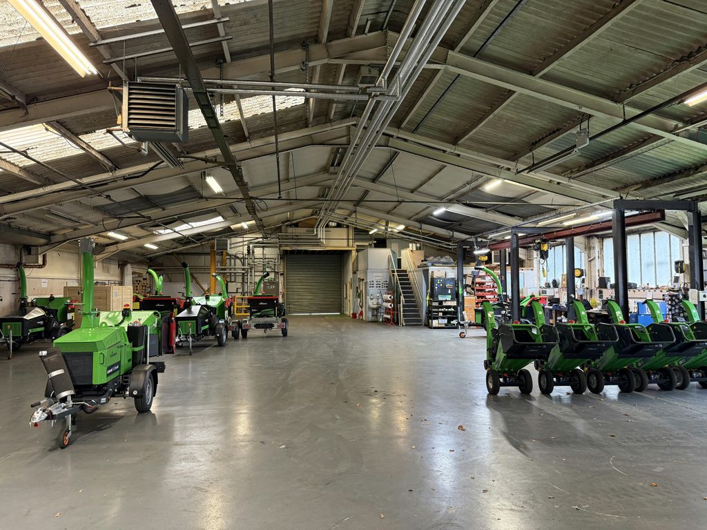 Property photo 2 of 8 2Fc7A302F7014E0F9B45720F68Da8282.Jpg