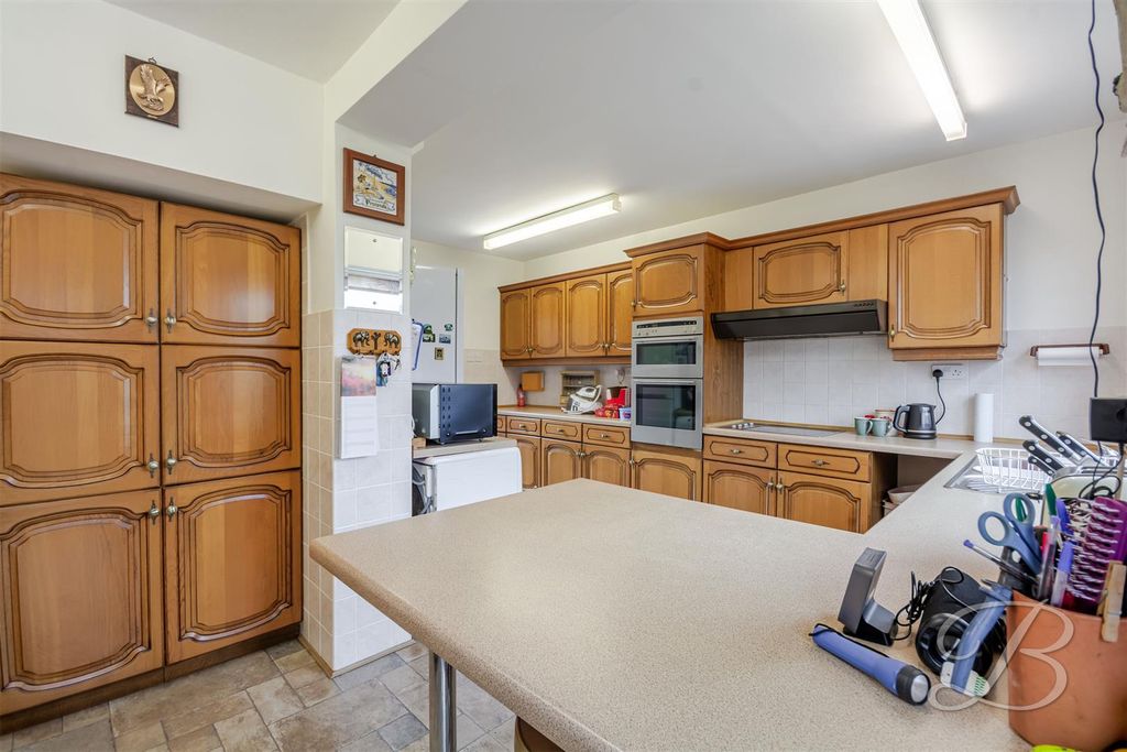 Property photo 3 of 24 Ccltd-22.Jpg