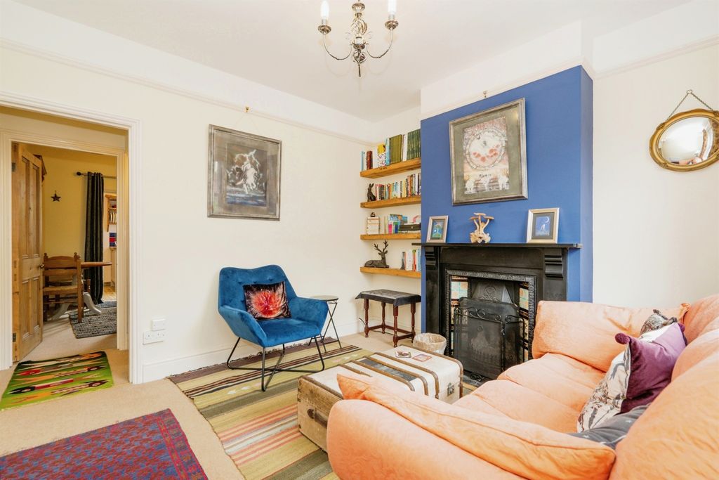 Property photo 2 of 15