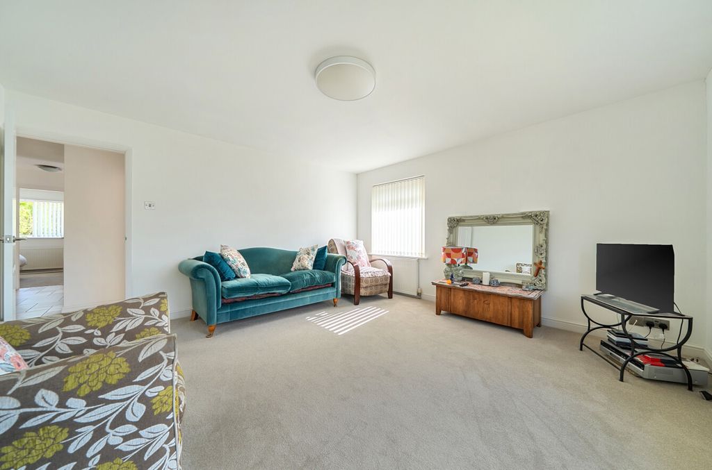 Property photo 2 of 10 1425554-17-69B947...