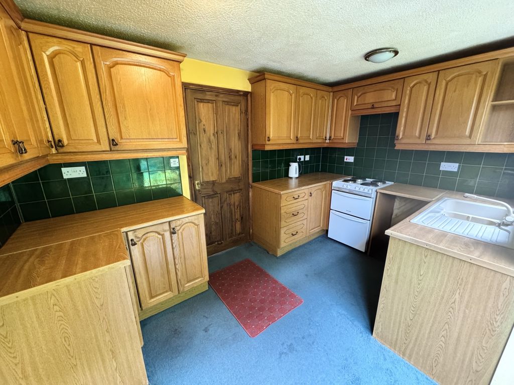 Property photo 3 of 12 Img_5823
