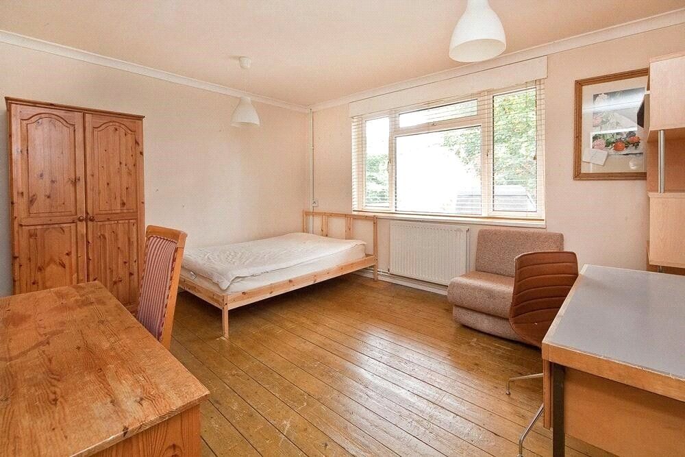 Property photo 2 of 11 Picture No. 08