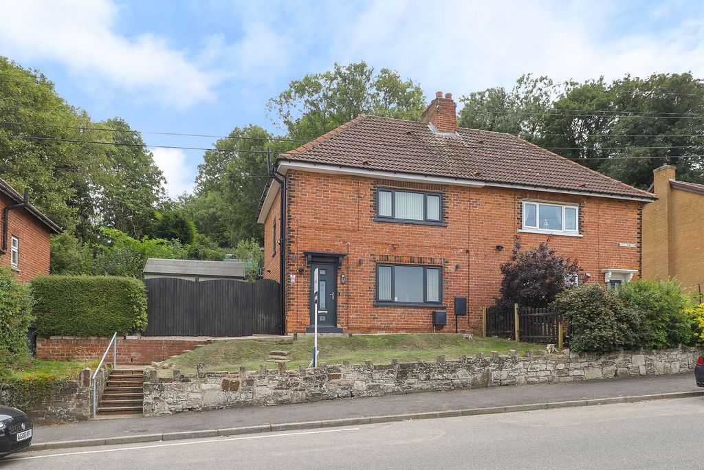 Property photo 1 of 24