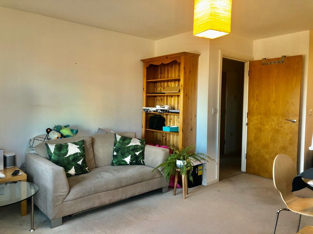 Property photo 2 of 7