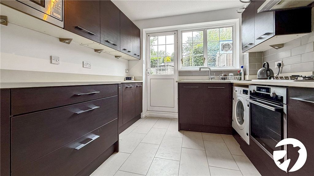 Property photo 2 of 10 Picture No. 04
