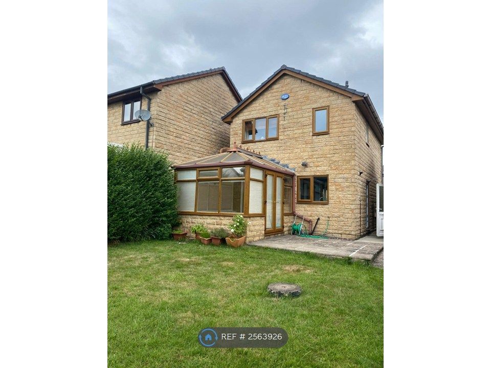 Property photo 2 of 14