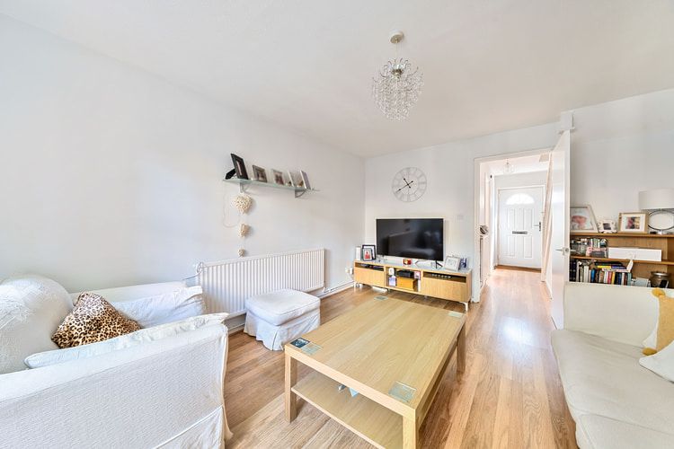 Property photo 1 of 17