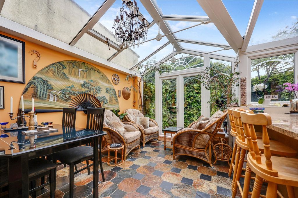 Property photo 3 of 27 Picture No. 16