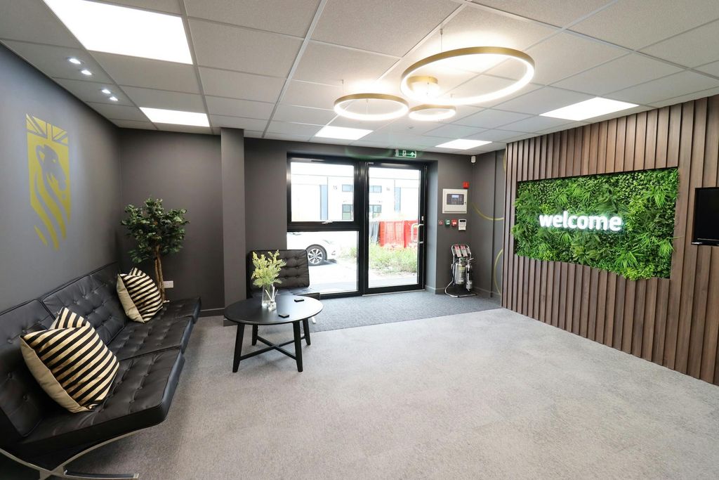 Property photo 3 of 10 Img_6535.Jpg