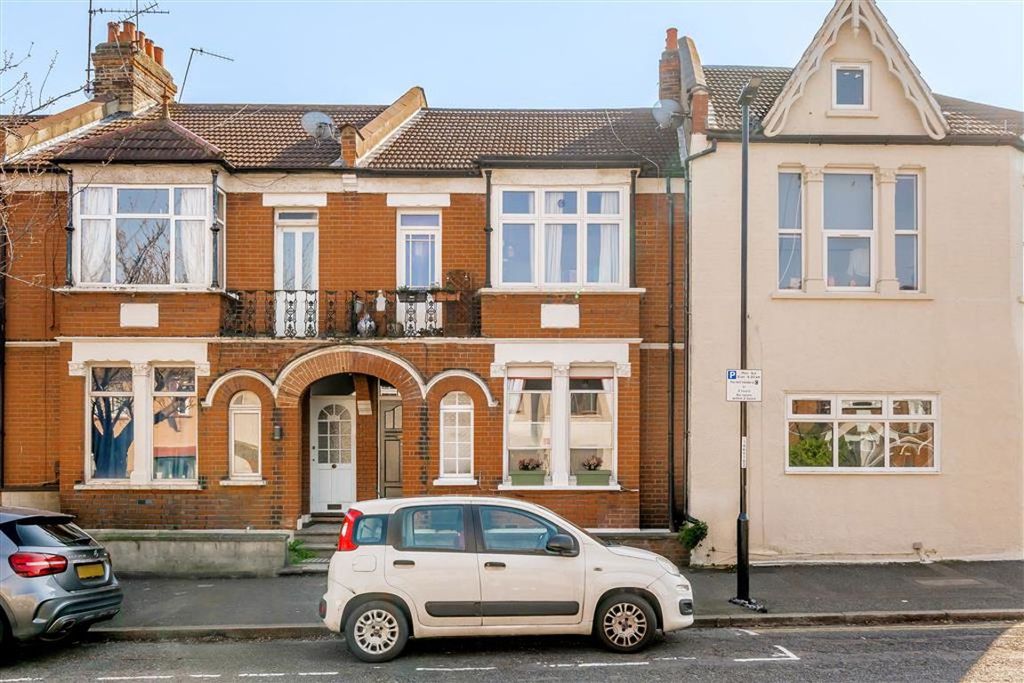 Property photo 1 of 8