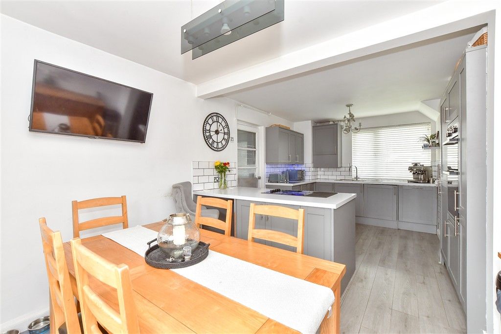 Property photo 3 of 11 Kitchen/Diner