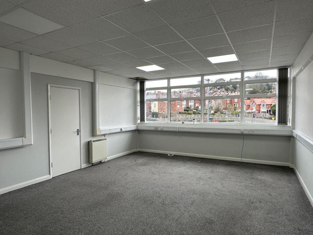 Property photo 2 of 3