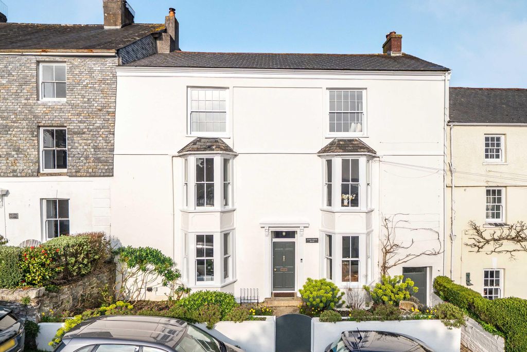 Property photo 2 of 25 Photo 2